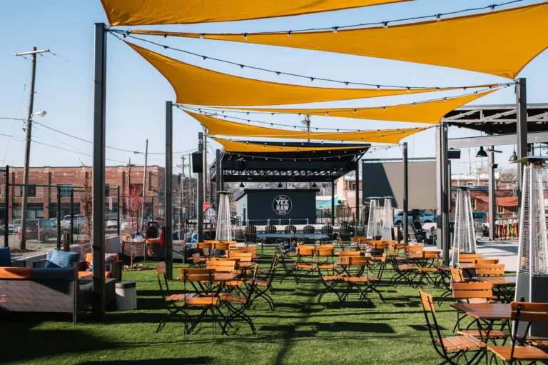 Yeehaw brewery outdoor patio 1